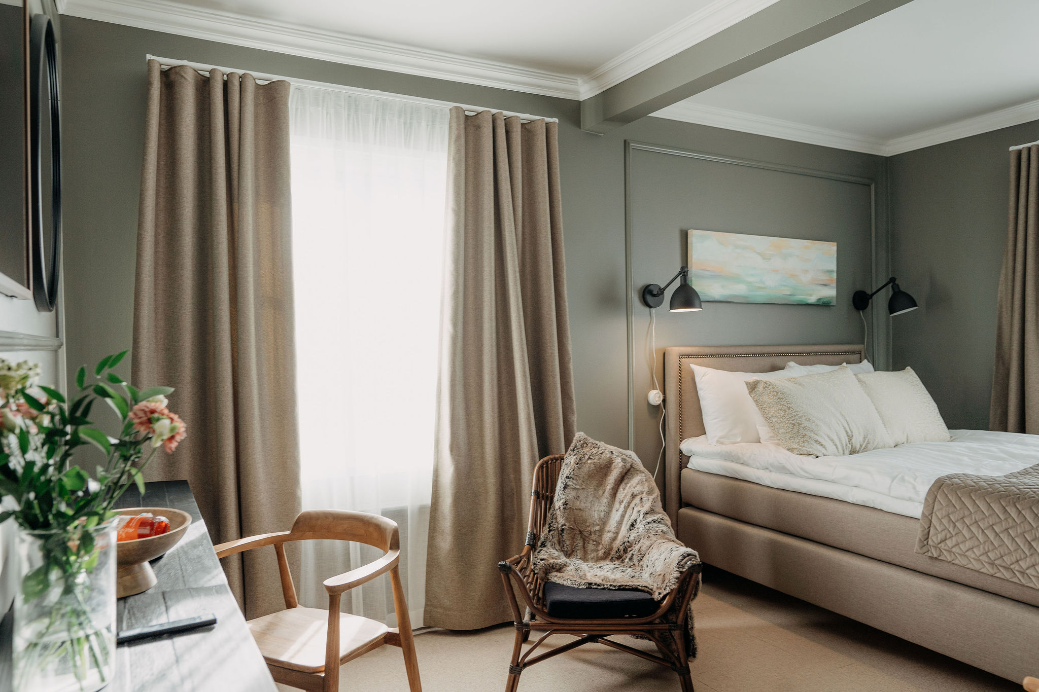 Lillan juhlat, häät ja kokoukset - Kaunis kabinettitila yksityistilaisuuksiin